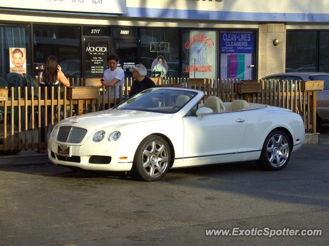 Bentley Continental spotted in Chicago, Illinois