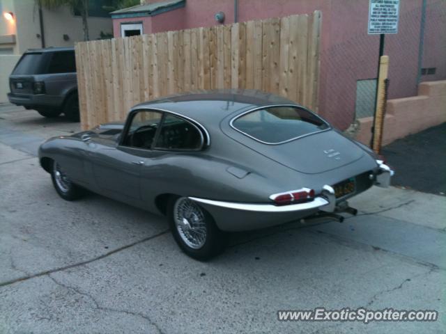 Jaguar E-Type spotted in La Jolla, California