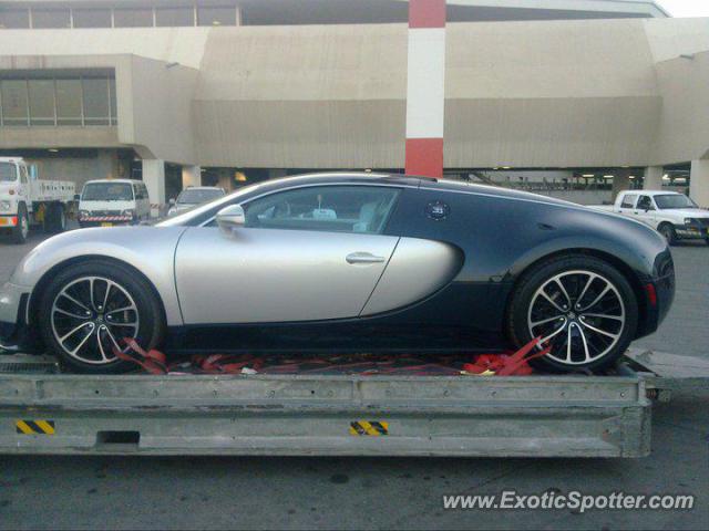 Bugatti Veyron spotted in Istanbul, Turkey