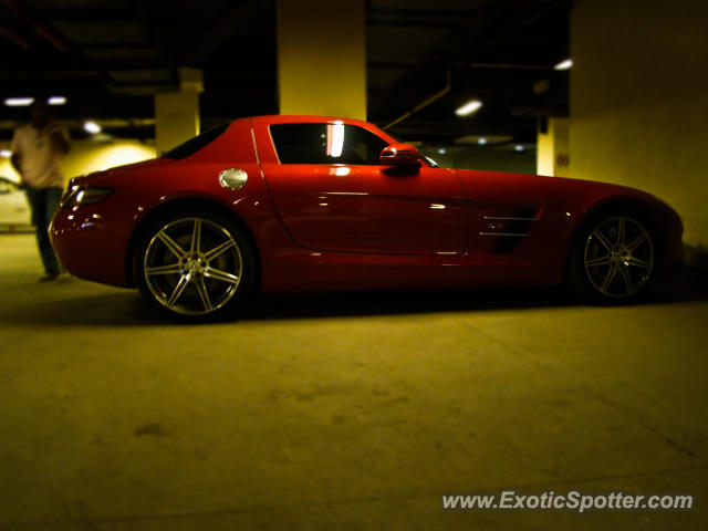 Mercedes SLS AMG spotted in New Delhi, India