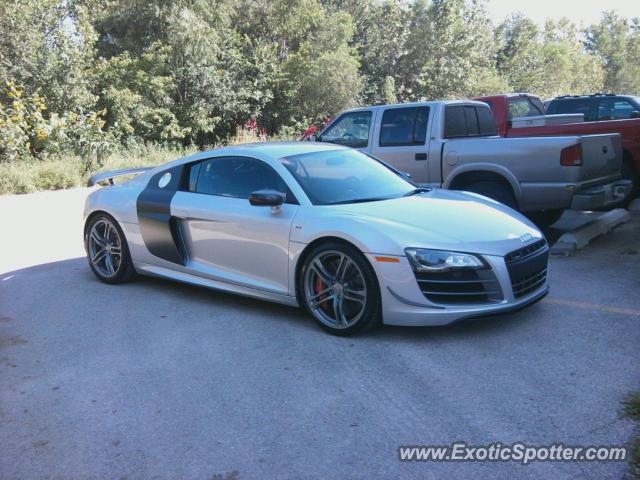 Audi R8 spotted in Burr Ridge, IL, United States