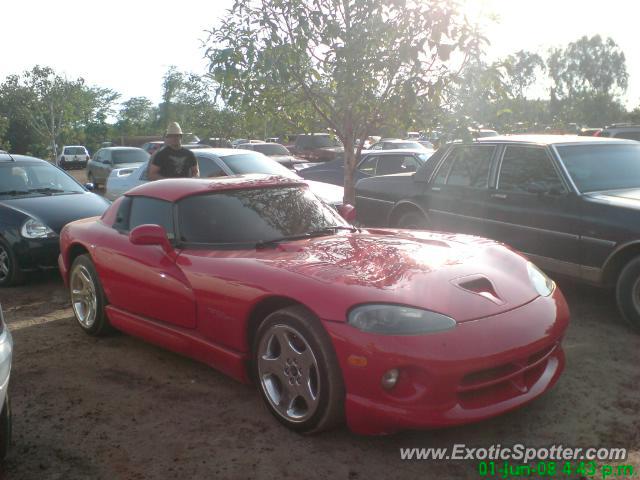 Dodge Viper spotted in Caracas, Venezuela