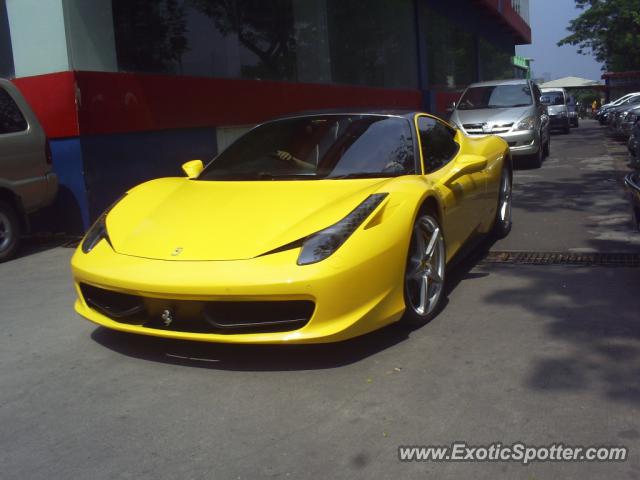 Ferrari 458 Italia spotted in Jakarta, Indonesia