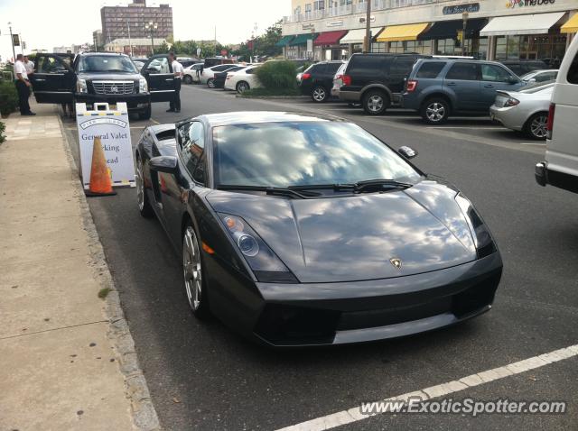 Lamborghini Gallardo spotted in Long Branch, New Jersey