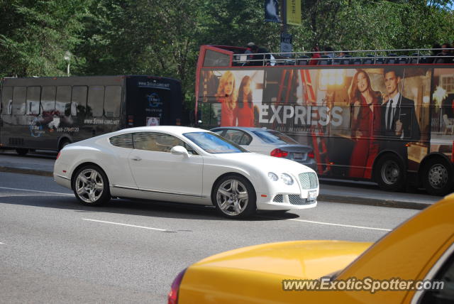 Bentley Continental spotted in Chicago, Illinois