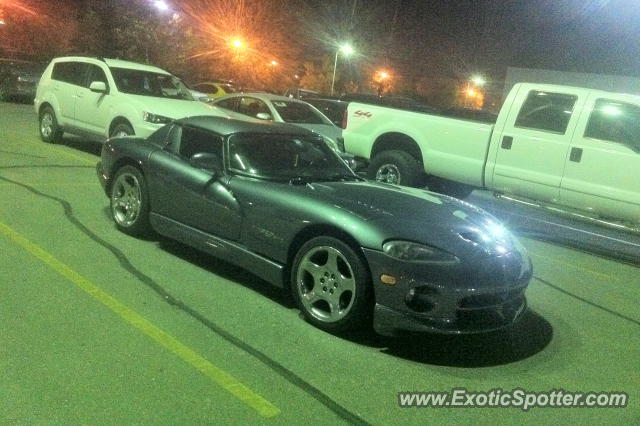 Dodge Viper spotted in Winnipeg, Canada