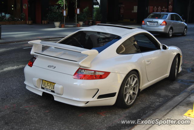 Porsche 911 GT3 spotted in Nyc, New York