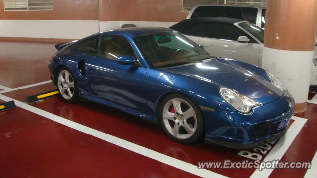 Porsche 911 Turbo spotted in SHANGHAI, China