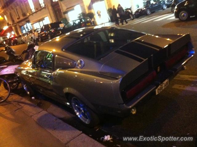 Other Vintage spotted in Paris, France