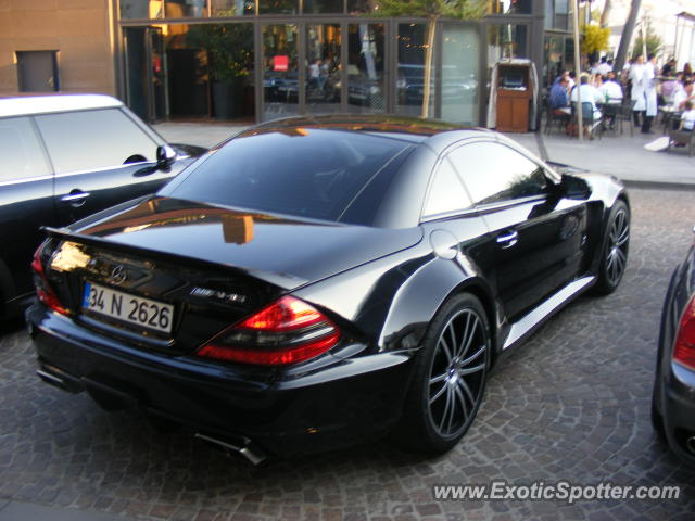 Mercedes SL 65 AMG spotted in Istanbul, Turkey