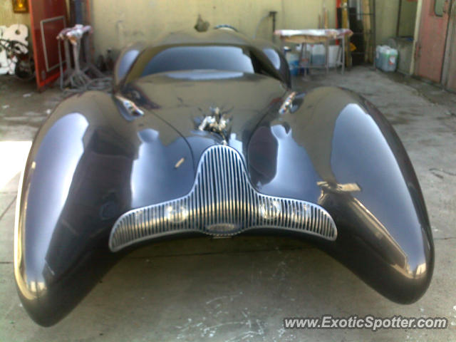 Other Handbuilt One-Off spotted in Milano, Italy