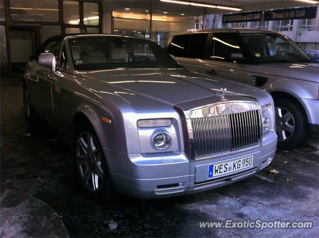 Rolls Royce Phantom spotted in Düsseldorf, Germany