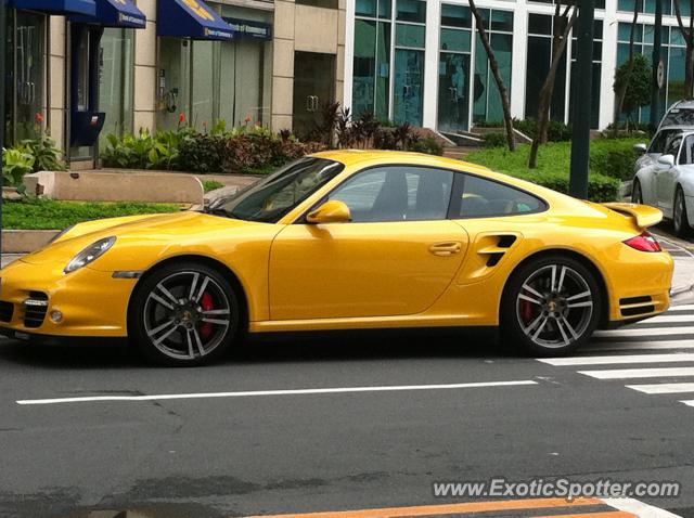 Porsche 911 GT2 spotted in Taguig, Philippines