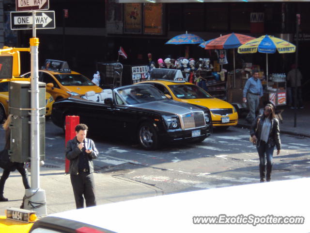 Rolls Royce Phantom spotted in New York, New York