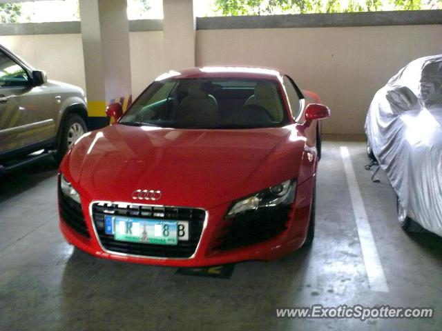Audi R8 spotted in Makati City, Philippines