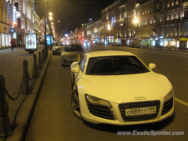 Audi R8 spotted in Saint-Petersburg, Russia