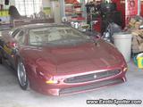 Jaguar XJ220