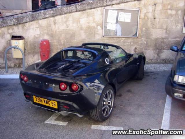 Lotus Elise spotted in Mystery, France