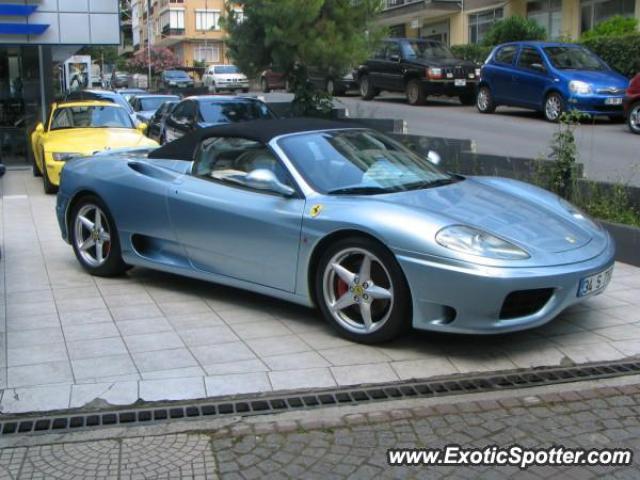 Ferrari 360 Modena spotted in Istanbul, Turkey
