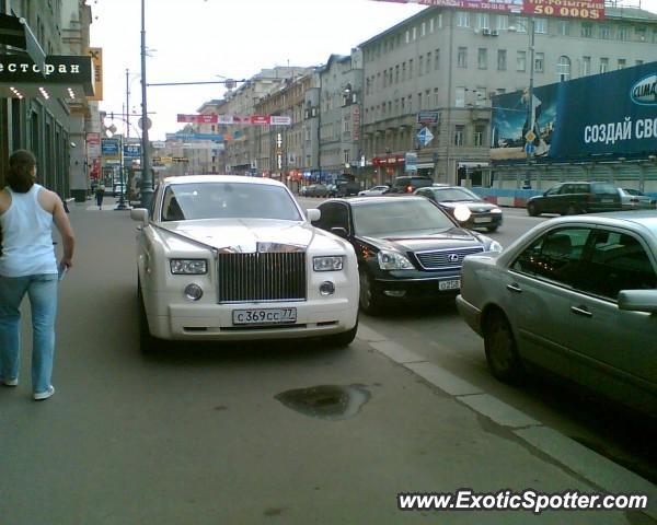 Rolls Royce Phantom spotted in Moscow, Russia