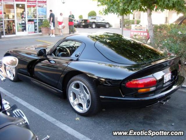 Dodge Viper spotted in Valencia, California