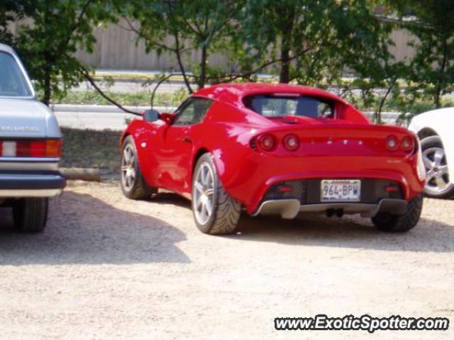 Lotus Elise spotted in Grapevine, Texas