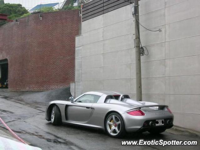Porsche Carrera GT spotted in Seoul, South Korea