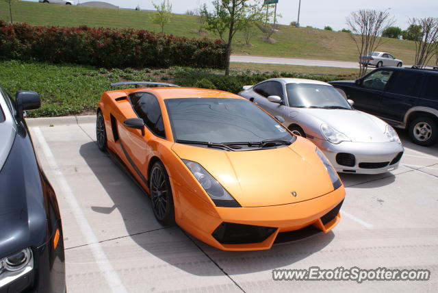 Lamborghini Gallardo spotted in Dallas, Texas