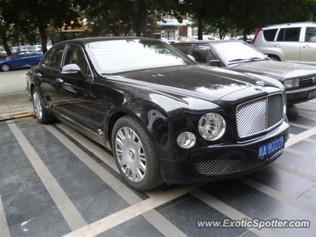Bentley Mulsanne spotted in Chengdu,Sichuan, China