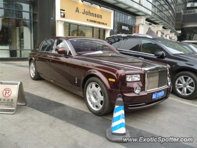 Rolls Royce Phantom spotted in Chengdu,Sichuan, China