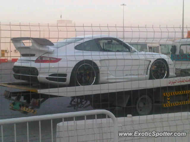 Porsche 911 GT2 spotted in Doha, Qatar
