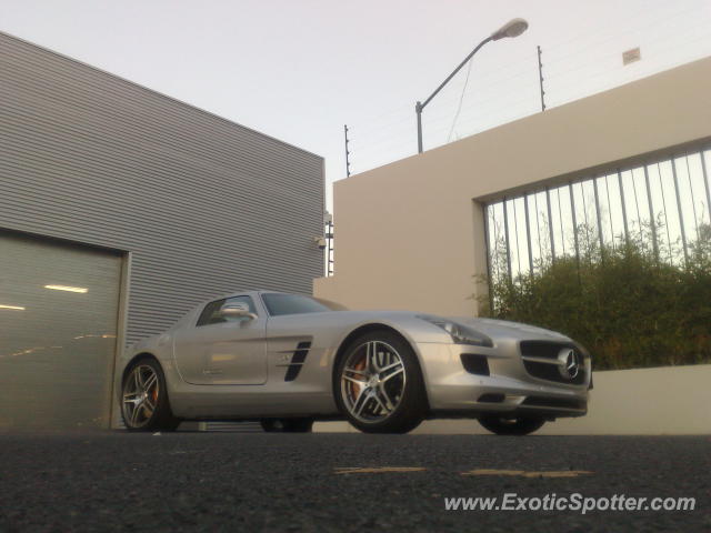 Mercedes SLS AMG spotted in Guadalajara, Mexico