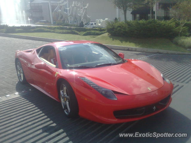 Ferrari 458 Italia spotted in Guadalajara, Mexico