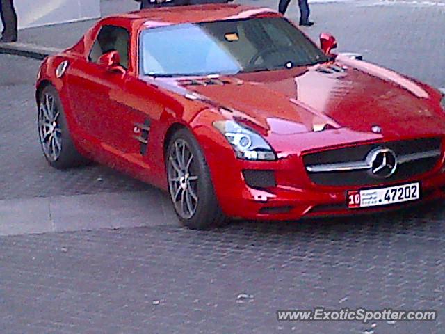Mercedes SLS AMG spotted in Dubai, United Arab Emirates