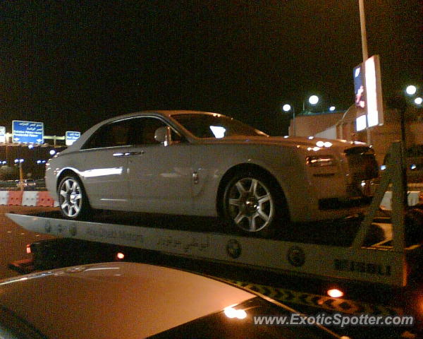 Rolls Royce Ghost spotted in Abu Dhabi, United Arab Emirates