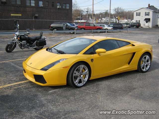 Lamborghini Gallardo spotted in Bettendorf, Iowa