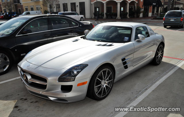 Mercedes SLS AMG spotted in Houston, Texas