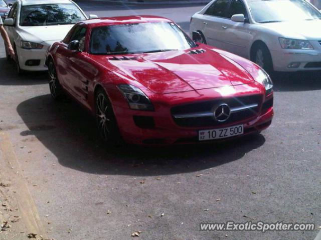 Mercedes SLS AMG spotted in Baku, Azerbaijan