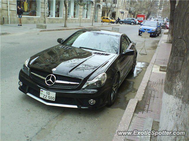 Mercedes SL 65 AMG spotted in Baku, Azerbaijan