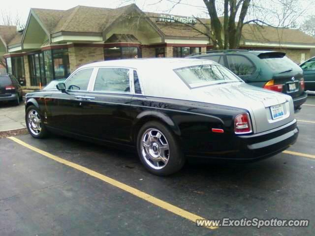 Rolls Royce Phantom spotted in Highland Park, Illinois