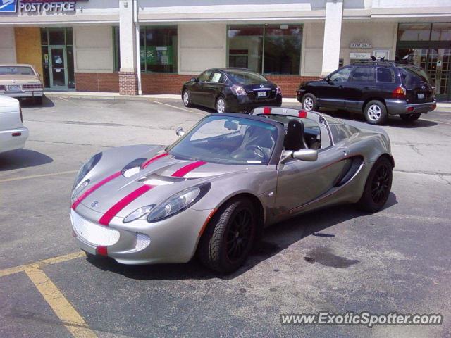 Lotus Elise spotted in St. Charles, Illinois