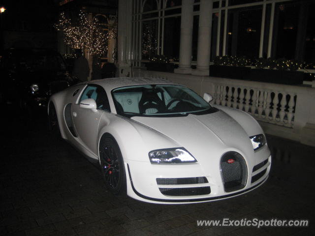 Bugatti Veyron spotted in London, United Kingdom