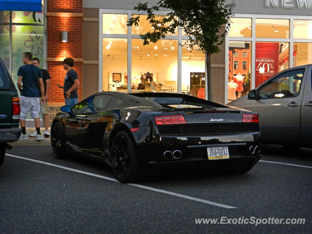 Lamborghini Gallardo spotted in Center Valley, Pennsylvania