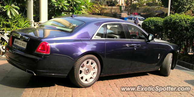 Rolls Royce Ghost spotted in Mumbai, India