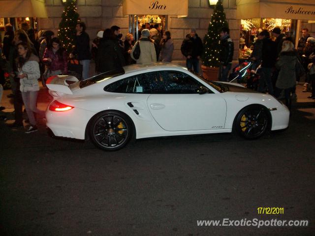 Porsche 911 GT2 spotted in Milan, Italy