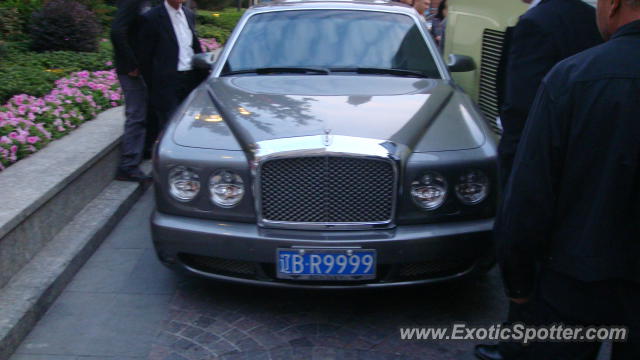 Bentley Arnage spotted in SHANGHAI, China