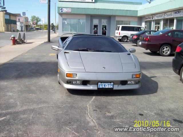 Lamborghini Diablo spotted in Niagara Falls,Ontario, Canada