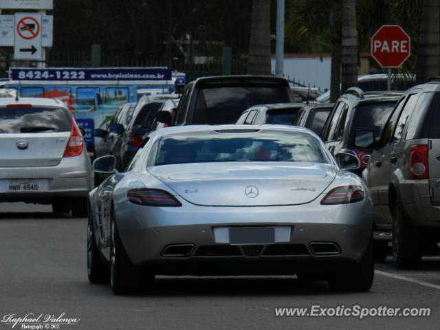 Mercedes SLS AMG spotted in Brasília, Brazil