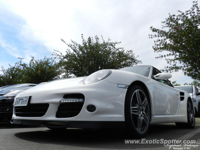 Porsche 911 Turbo spotted in Brasília, Brazil