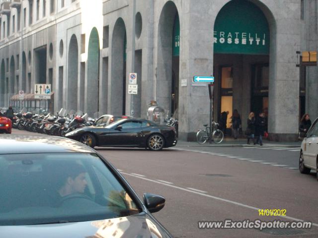 Ferrari California spotted in Milan, Italy